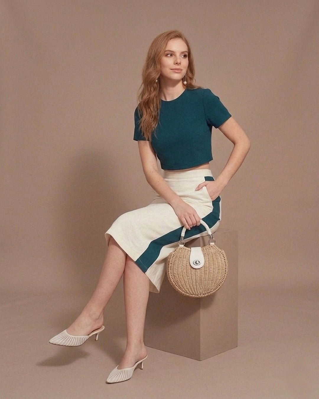 Women’s Solid Midi Skirt – Elegant Flared Skirt for Office, Casual & Party Wear